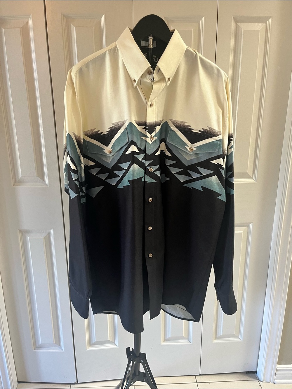Vintage Roper button down southwest print shirt.